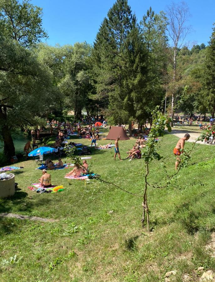 Amar Apartmani, Jajce Exteriör bild