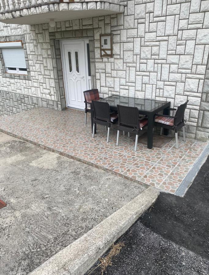 Amar Apartmani, Jajce Exteriör bild