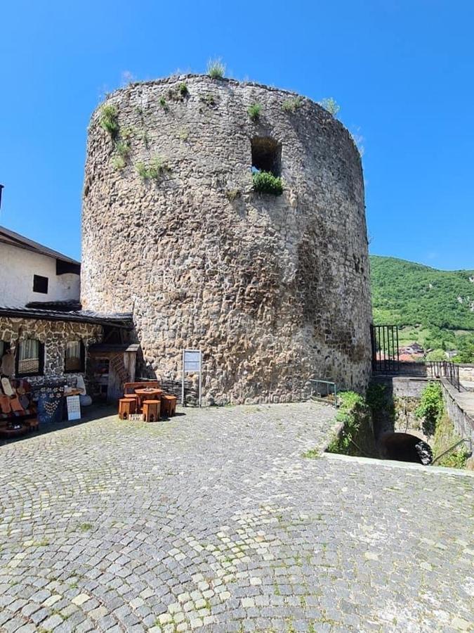 Amar Apartmani, Jajce Exteriör bild