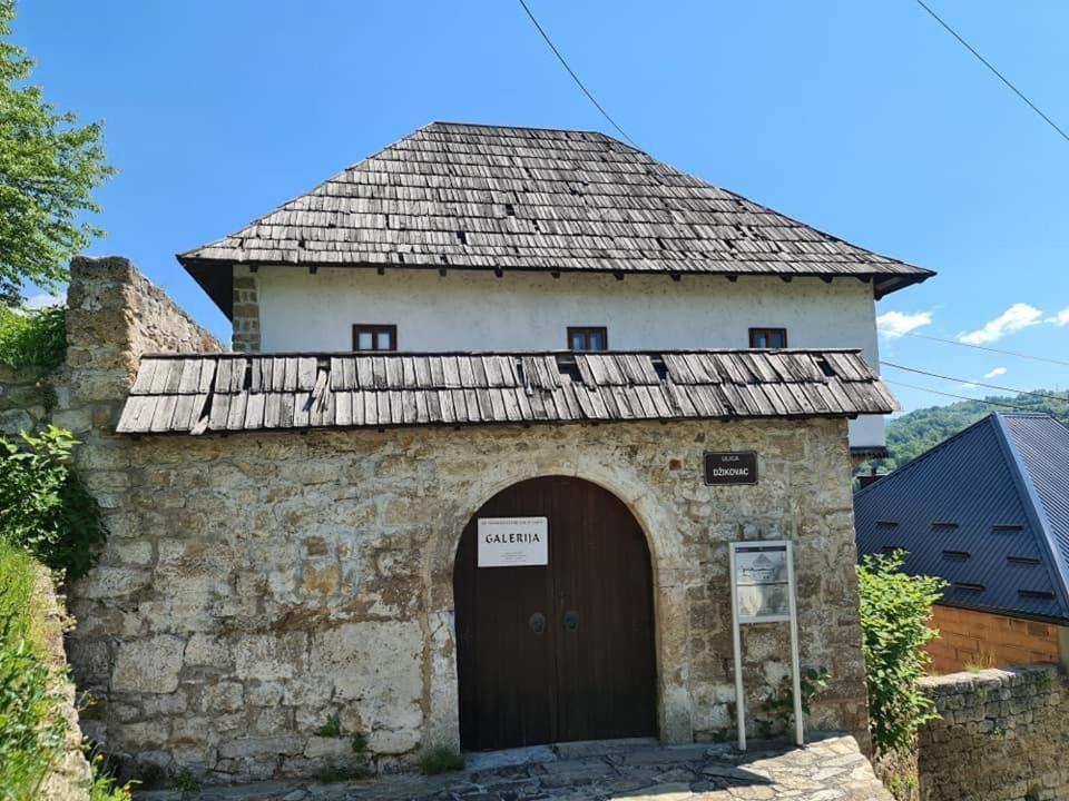 Amar Apartmani, Jajce Exteriör bild