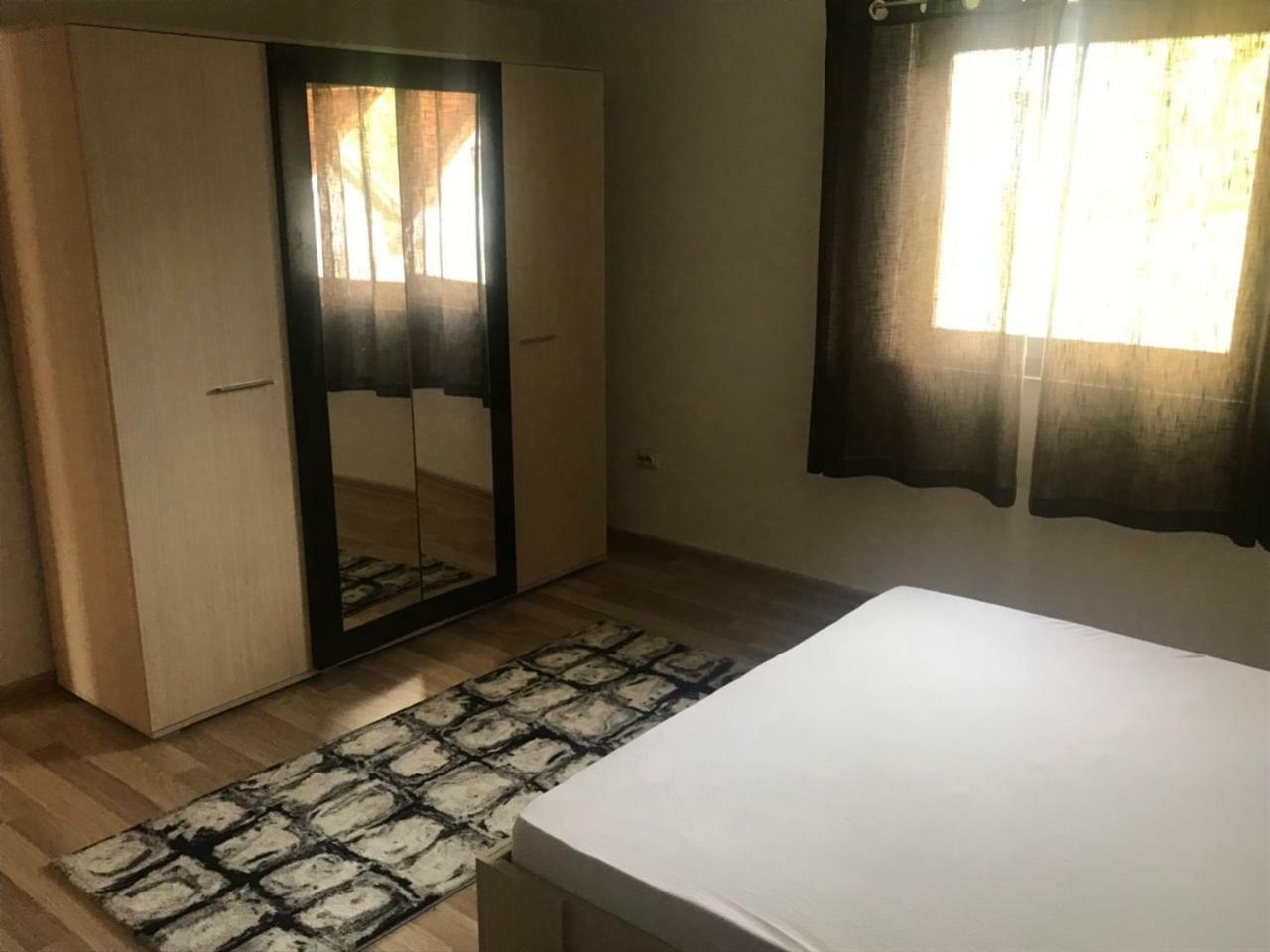Amar Apartmani, Jajce Exteriör bild